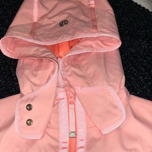 Coral Lululemon water resistant jacket